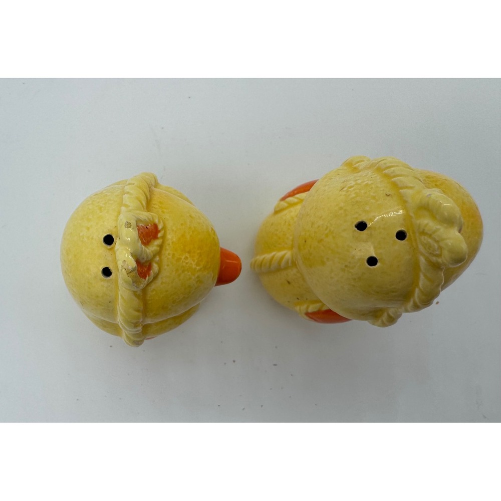 Vintage Ceramic Yellow Duck Salt and Pepper Shakers - Picture 5 of 9